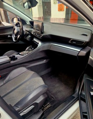 Peugeot 3008 2021