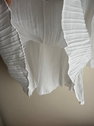 Vestido blanco plisado