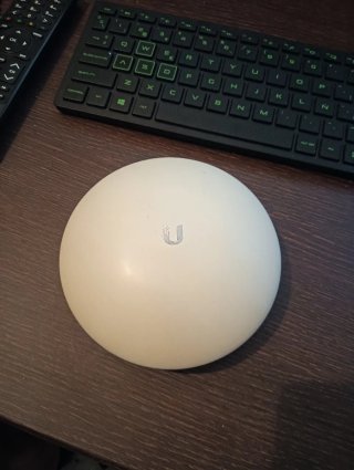 Ubiquiti NanoBeam M5 airMAX CPE