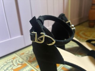 Tacones negros de plataforma