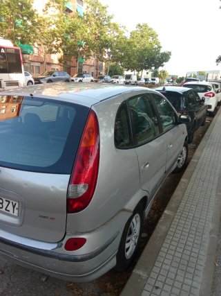 Nissan Almera 2003