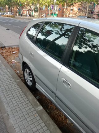Nissan Almera 2003