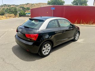 Audi A1 2012 PEGATINA C SOLO 220.000 km 115€/MES