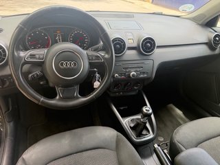 Audi A1 2012 PEGATINA C SOLO 220.000 km 115€/MES