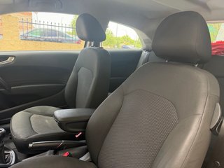 Audi A1 2012 PEGATINA C SOLO 220.000 km 115€/MES
