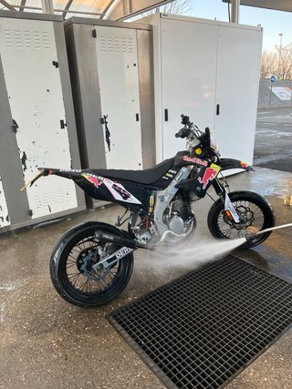Derbi DRD Pro Supermotard se vende o se cambia