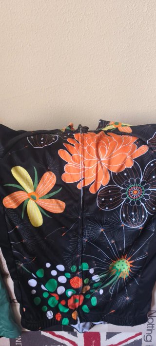 Maillot y culotte ciclismo mujer