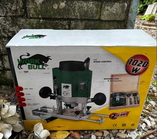 Fresadora Work Bull 1020W con control de velocidad