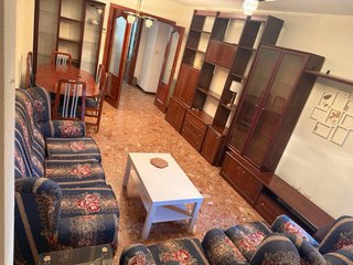 Conjunto de sofá y sillones