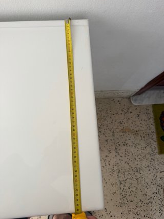 Mueble de baño blanco con lavabo Urgee