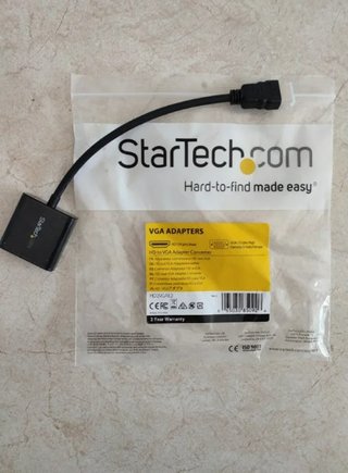 Despiece informática: grabadora, cables, adaptador