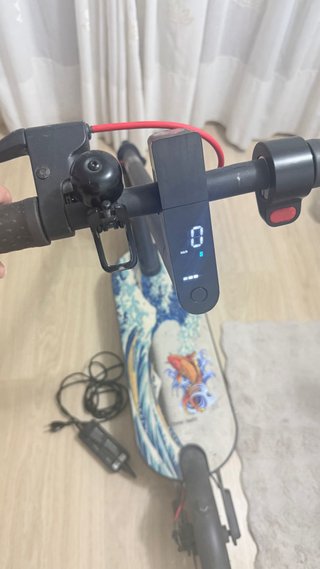 Patinete Eléctrico con Diseño Imprcable.