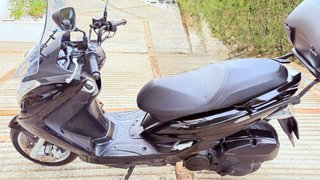 Moto Scooter 125cc 4400 km como nueva