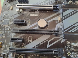 Gigabyte Z390 UD Placa Base
