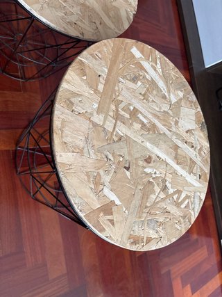 2 Mesitas Auxiliares Metálicas y Madera