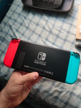 Nintendo Switch + Accesorios y Juegos