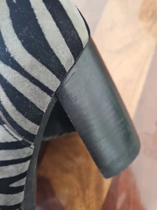 Botines de piel con estampado cebra