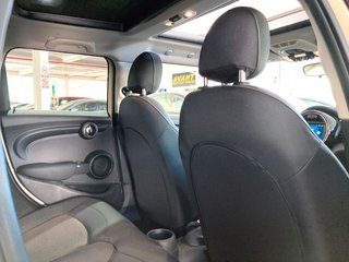 MINI MINI ONE 5 PUERTAS