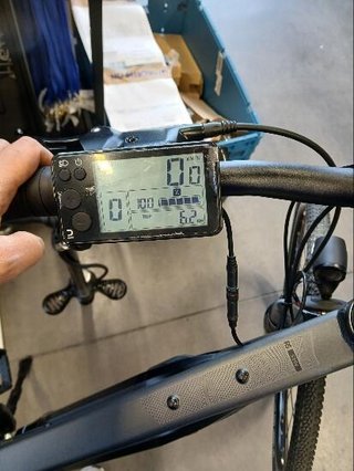 Bicicleta Eléctrica Trekking Riverside 520 E Gris