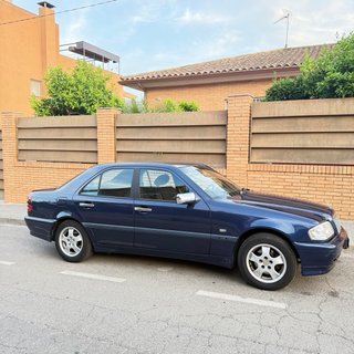 Mercedes-Benz Clase C 2000