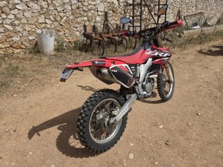Honda CRF Moto Cross Roja y Blanca