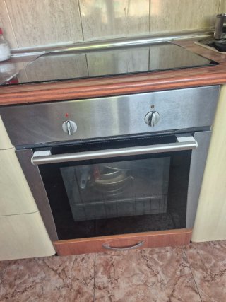 Vitrocerámica Zanussi y horno