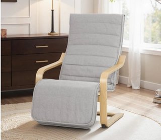 Sillón de salón con reposapiés
