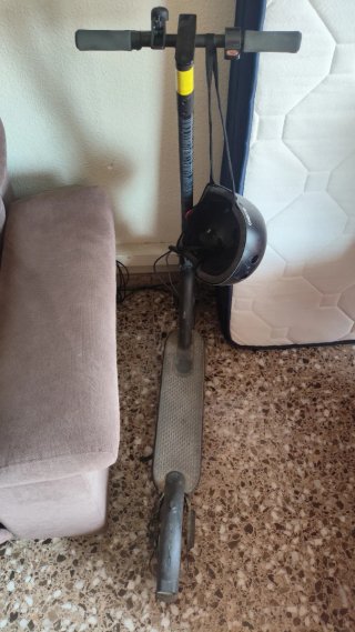 Patinete Eléctrico funcional. Tiene casi dos años.