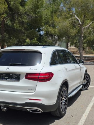 Mercedes GLC220 AMG