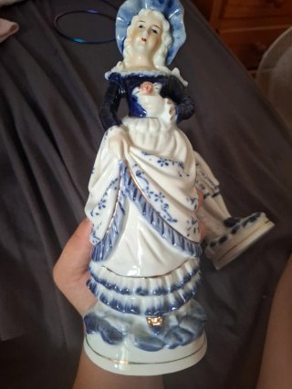 Figuras de porcelana estilo antiguo