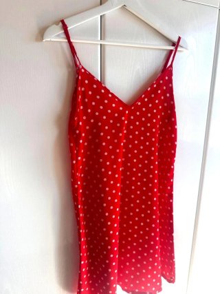 Vestido rojo lunares