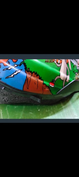 Casco Bell infantil con diseño divertido