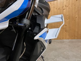 BMW M 1000 R