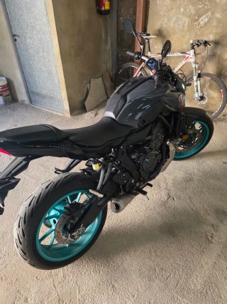 Yamaha MT-07 2022 Gris