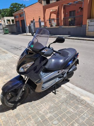 Yamaha X-Max 125cc Negra/Plata