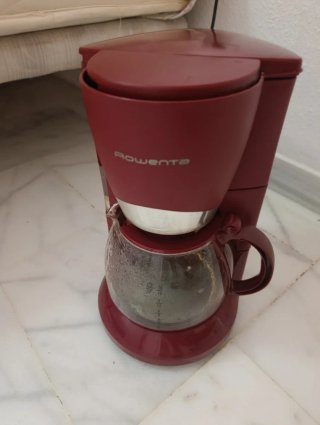 Cafetera Rowenta Roja