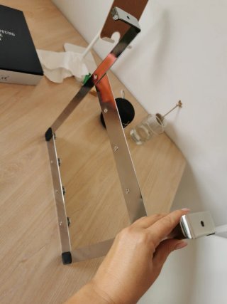 Colgador de toallas metálico para puerta