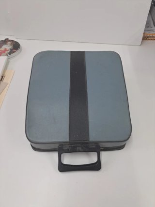Máquina de escribir Olivetti Pluma 22