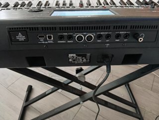 Korg PA600 Teclado Profesional