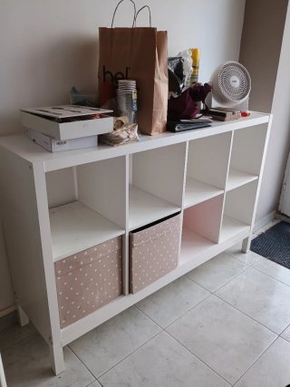 Mueble de almacenaje blanco