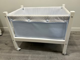 Mini cuna/ moises madera blanca Garabatos