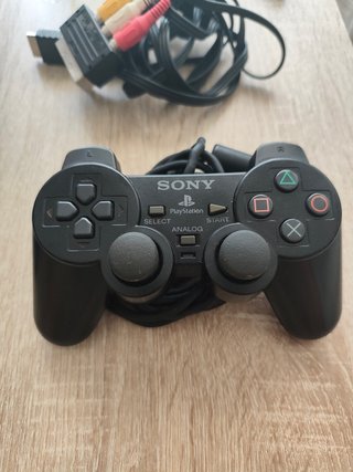 PlayStation 2 FAT Negra + Mando + Disco Duro