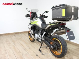 VOGE 900 DSX