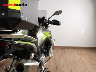 VOGE 900 DSX