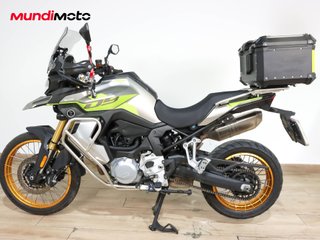 VOGE 900 DSX