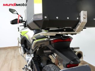 VOGE 900 DSX