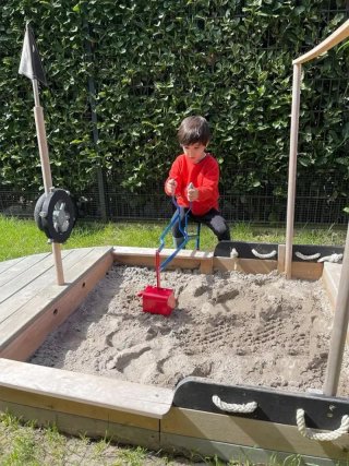 Excavadora metálica infantil Small Foot 360° 135×70×70 cm