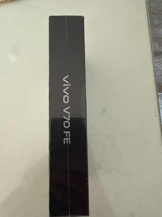 Vivo V70 FE precintado