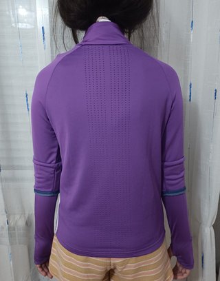 Camiseta Real Madrid Morada – Talla XS – New