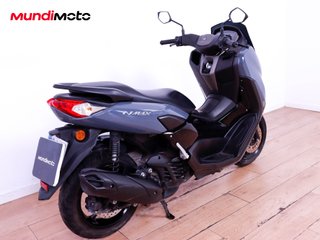 YAMAHA NMAX